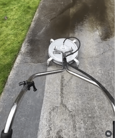concrete-pressure-cleaning-in-bothell-wa